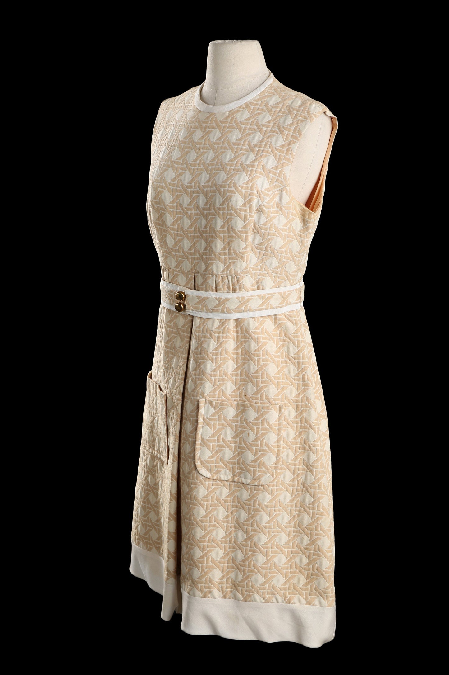 1960s-70s Women Sleeveless Mod Casual Dress