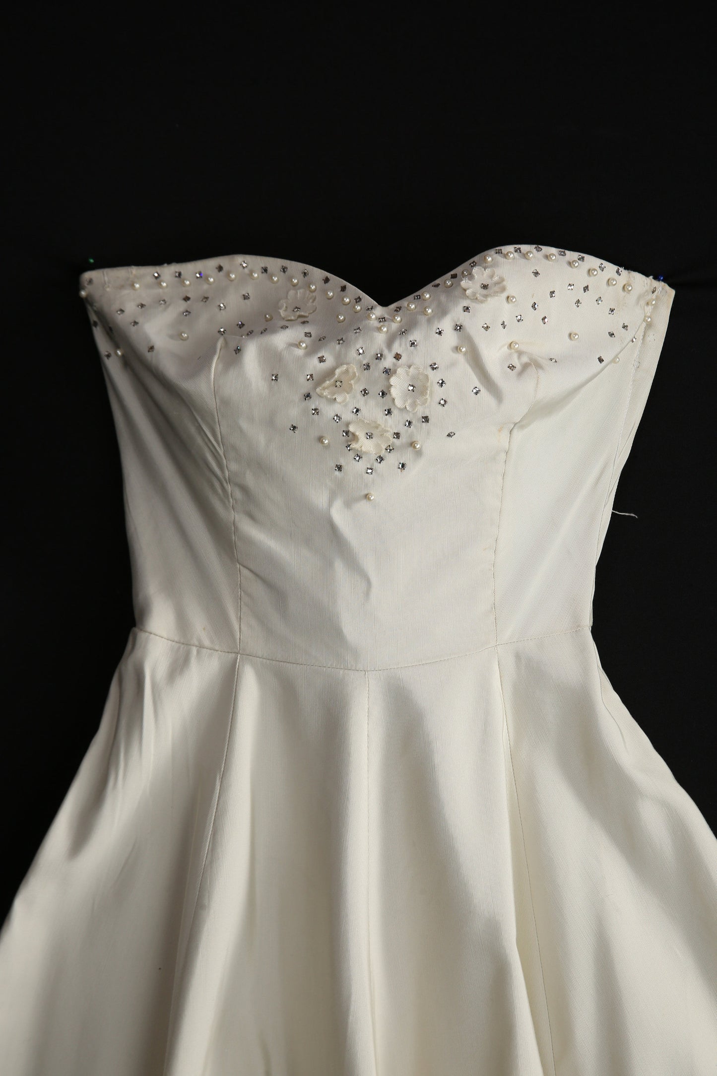 1950's White Evening Sleeveless Dress with Pearl and Rhinestone Decorations