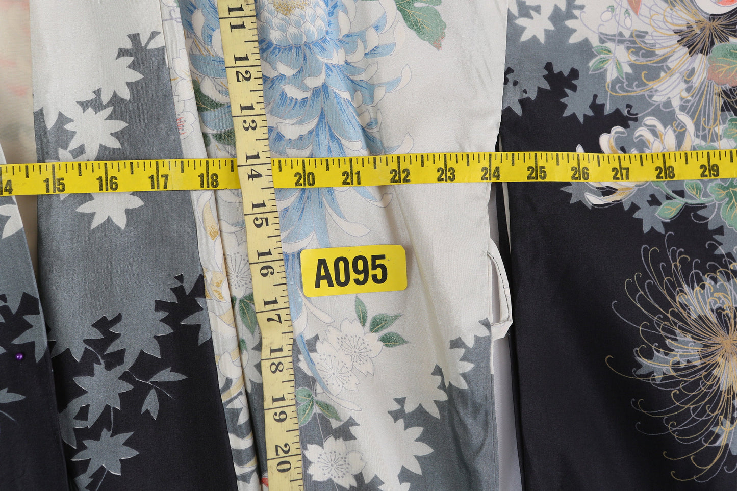 Vitage Kimono Robe with Floral Print Pattern Designs - Made in Japan - 100% Silk - Estimated Era 1960's - 1980's
