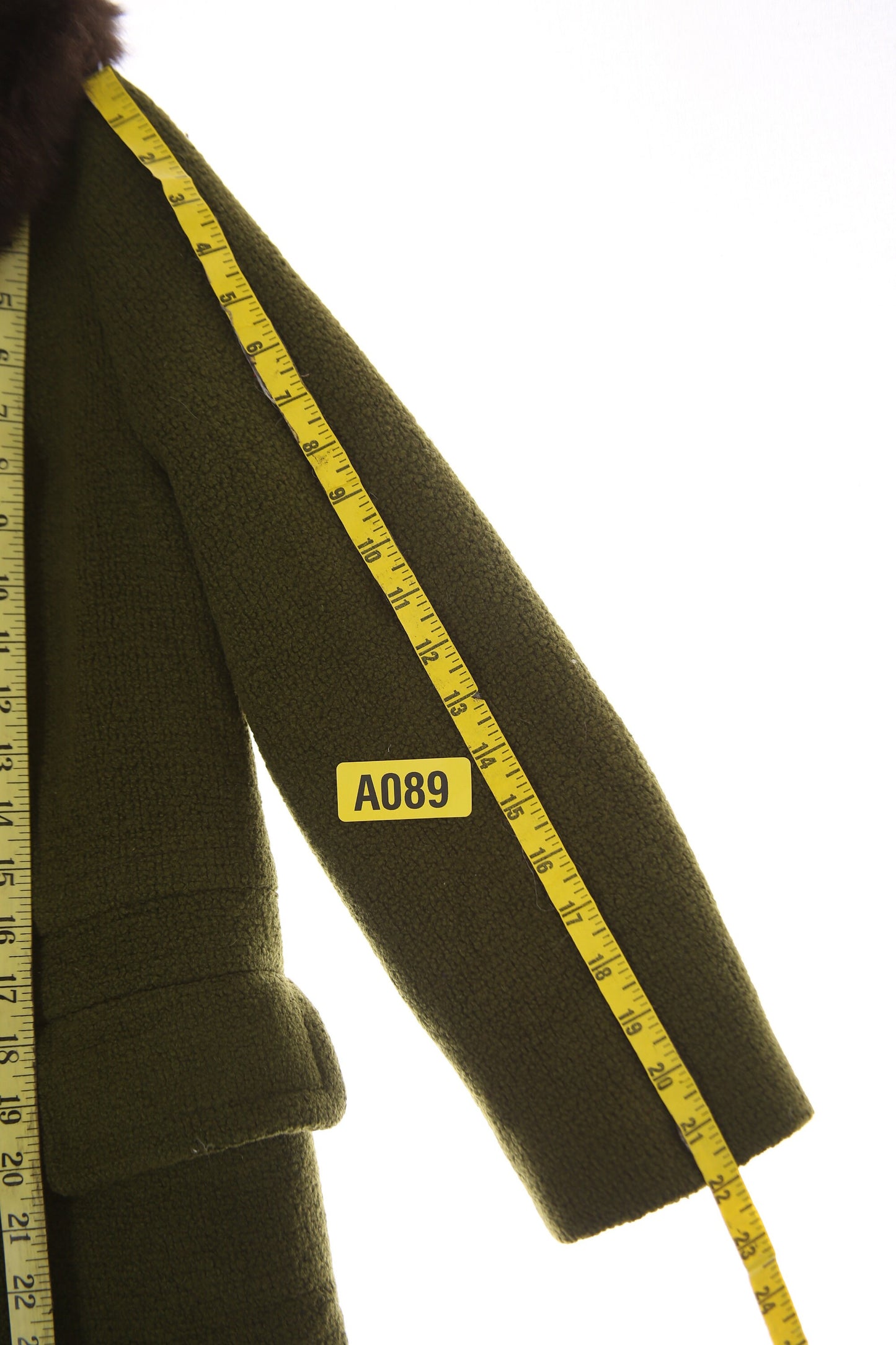 Vintage Women's Green Winter Coat with Brown Fur Collar - Estimated Era 1950's - 1960's
