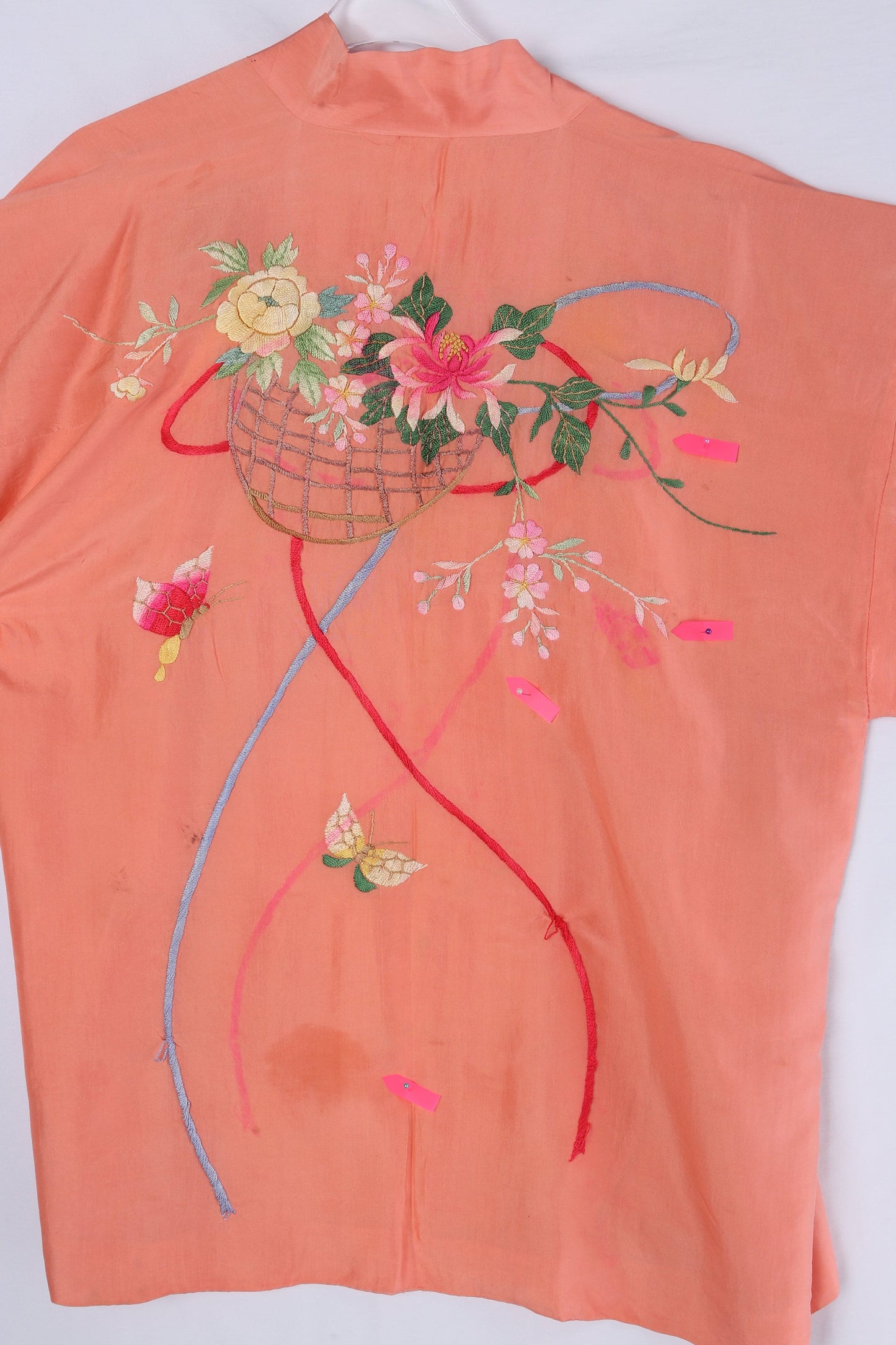 Vintage Pink Back Embroidered Kimono Robe