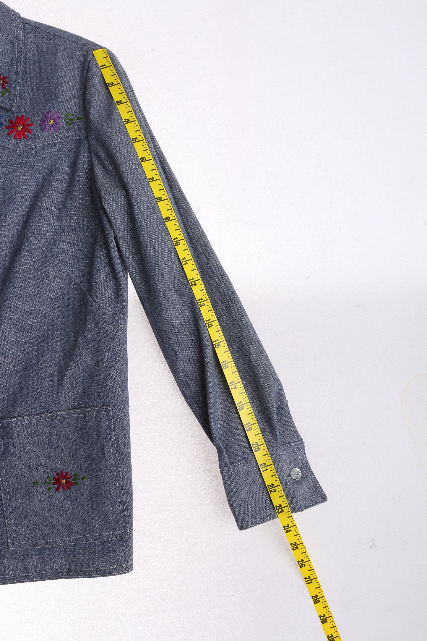70s Women's Blue Denim Floral Embroidered Shirt