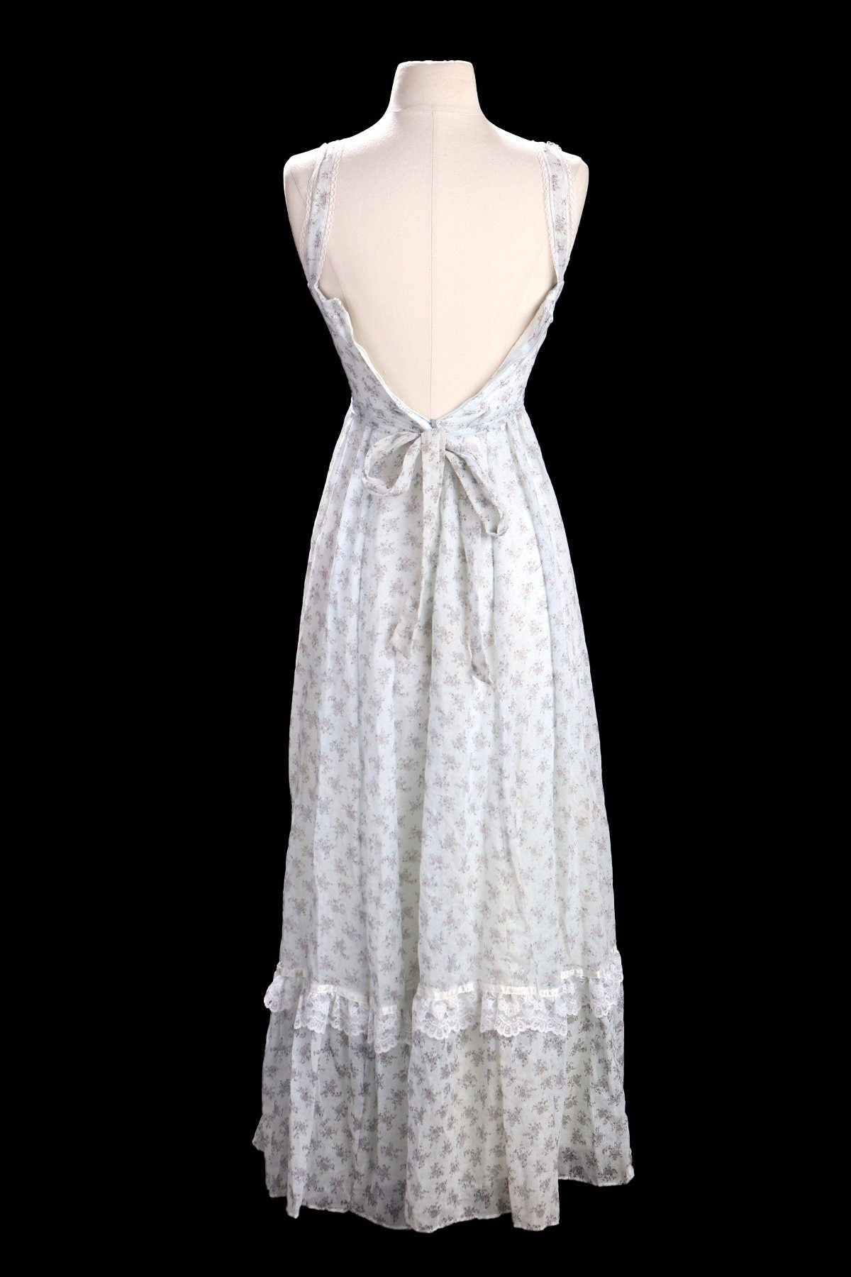 Vintage Gunne Sax Dress / Sleeveless / Floral Print / White / Long / 1980s