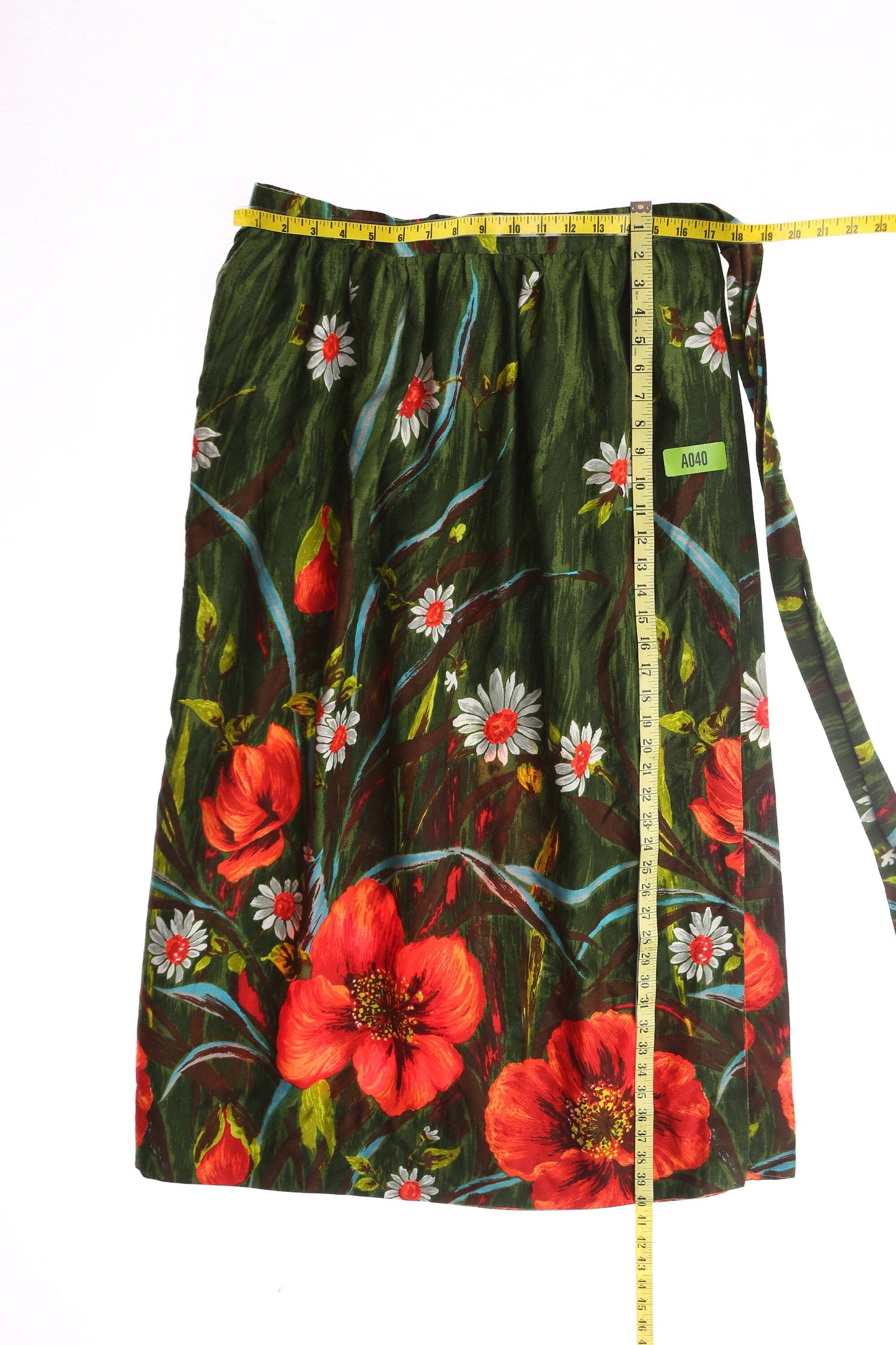 Vintage Red Flowers Print Green Wrap Skirt