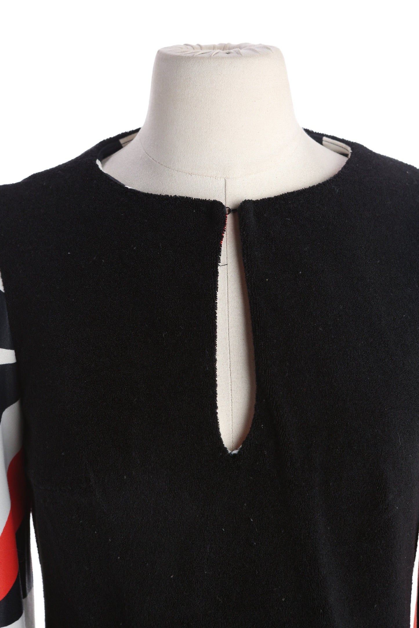 70s Women Black Long Sleeve Mod Dress by Elizabeth Stewart for  Six to Twelve