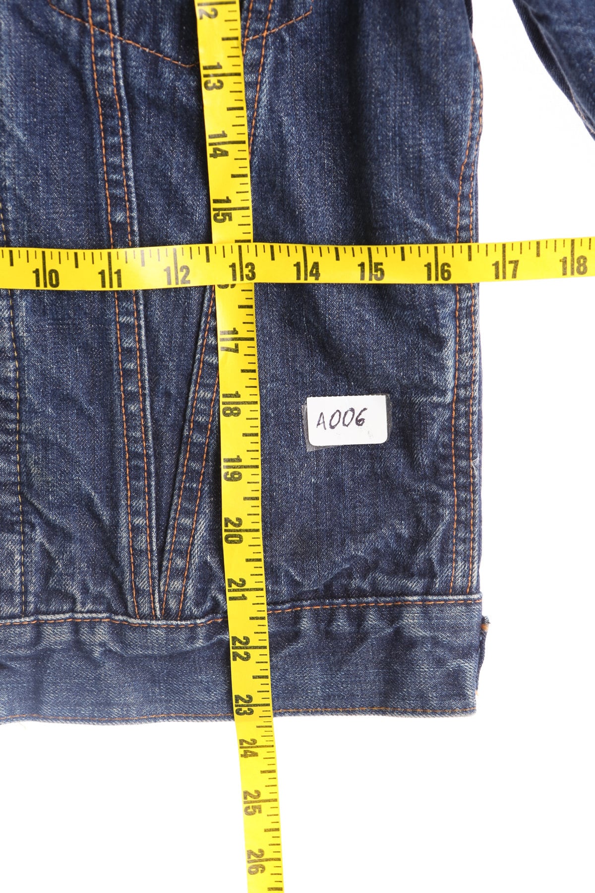 Trucker Denim Jacket / Levi's / Blue / dark Wash / 1970s - 1980s / Flannel Lining