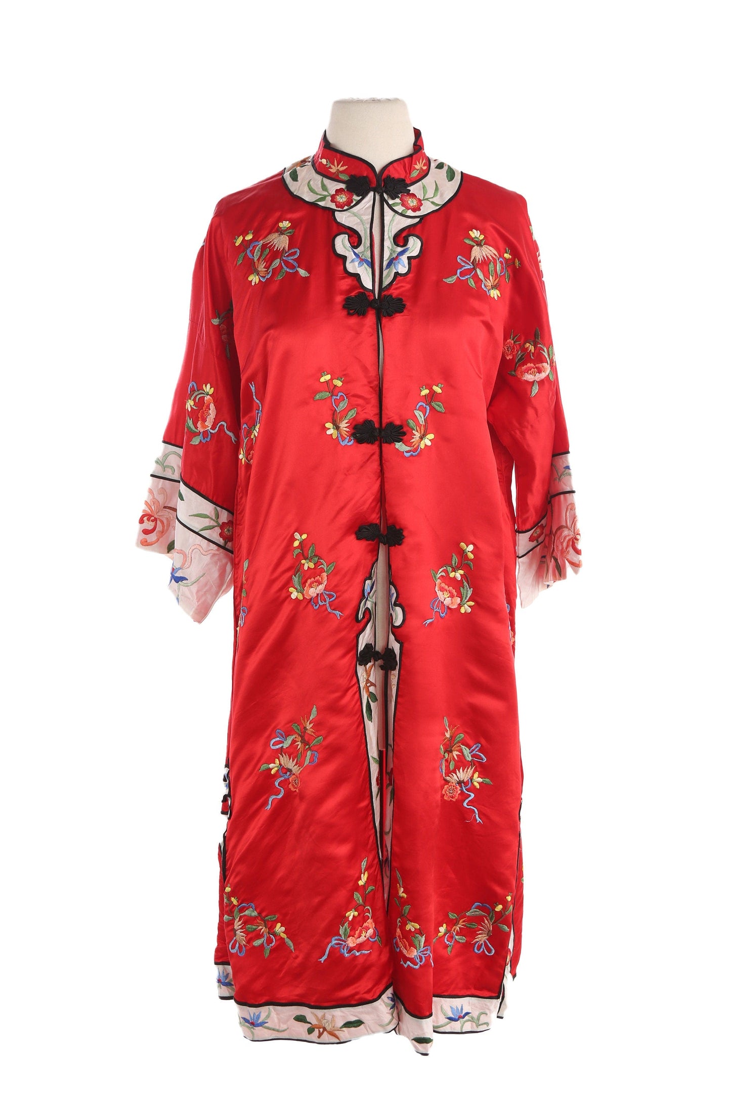 Vintage red Cheongsam Robe with Embroidered Details by Golden Bee