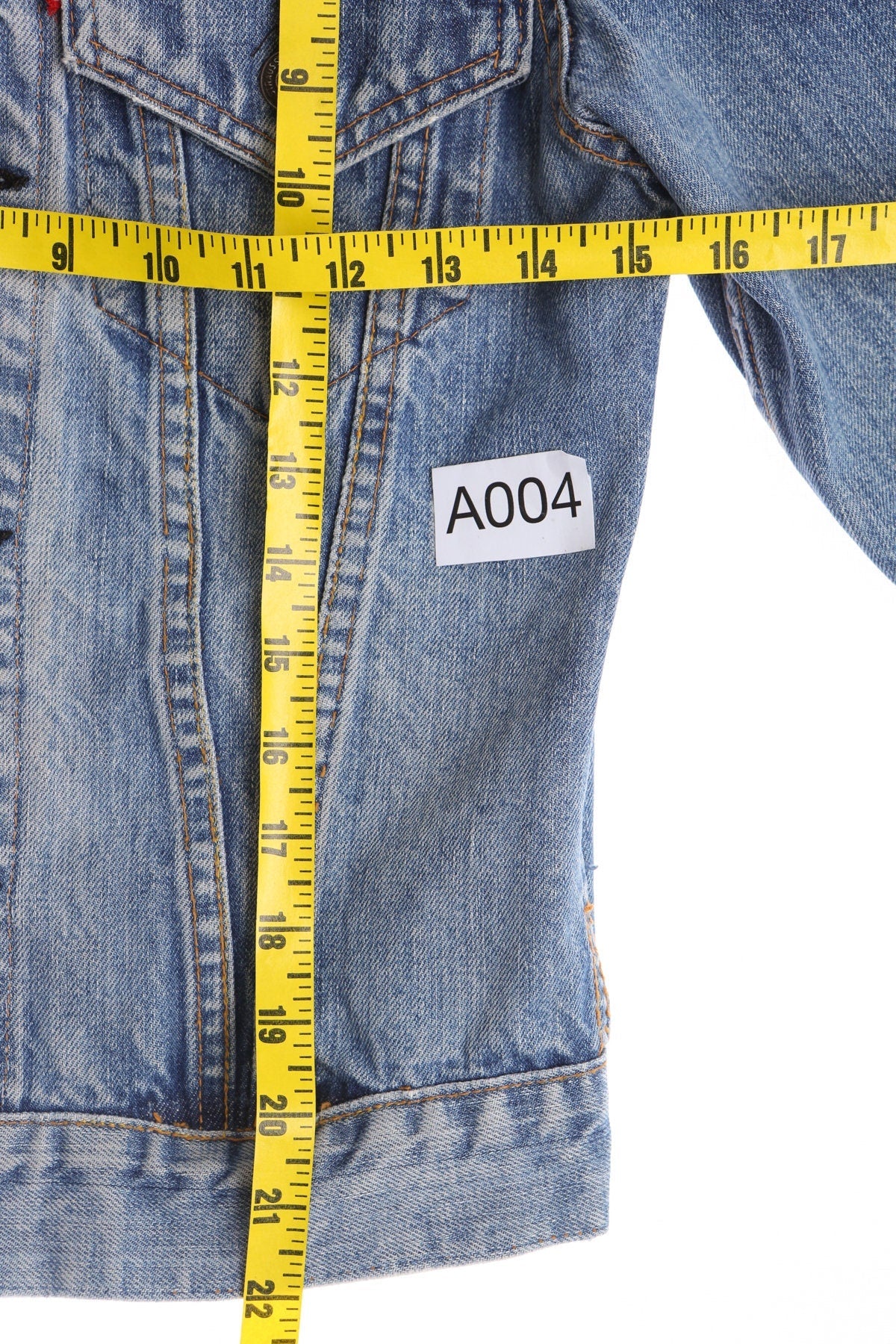 Vintage Levi's Blue Denim Jacket - Trucker - Light Wash - Era 70's - 80's