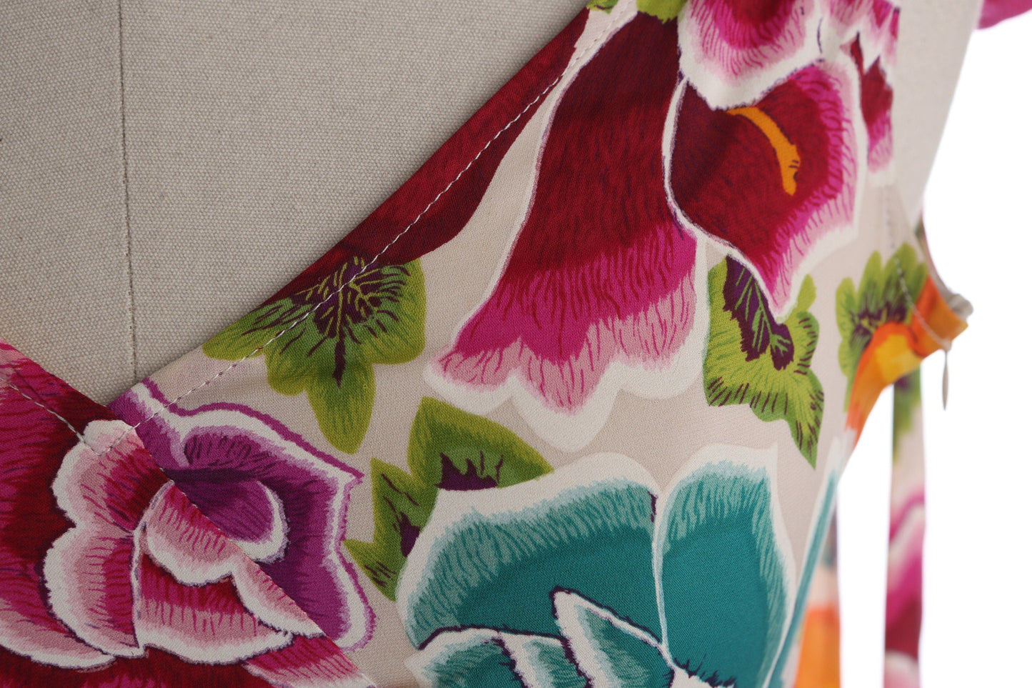 Y2K Women red Floral Print Casual/Summer Dress by Princess Charlotte - USA Size 4