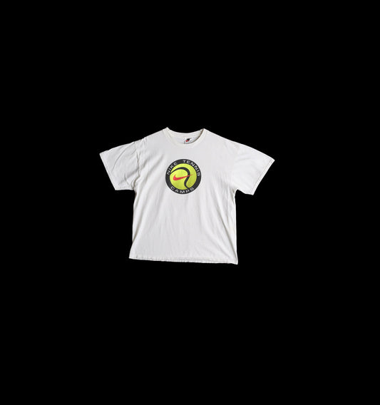 Vintage Nike Graphic T-shirt - Estimated Era 1980's - 1990's
