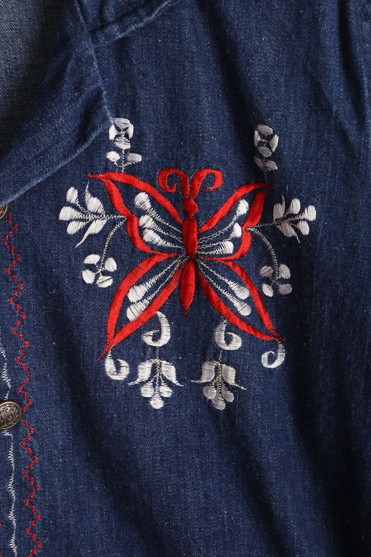 70's Men Embroidered Blue Denim Jacket with Waist Belt