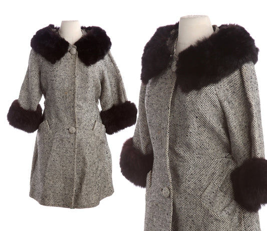 Vintage Women White Plaid Winter Coat with Fur Collar - Estimated Era 1950's - 1960's
