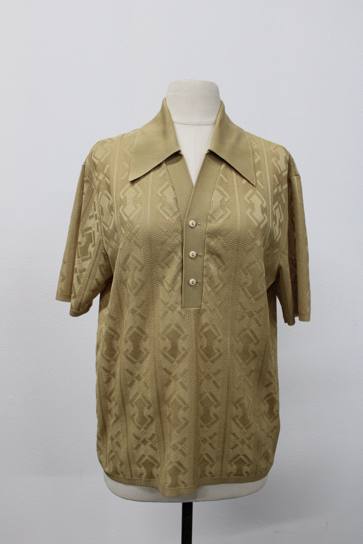 Vintage Collared Short Sleeve Polyester Shirt
