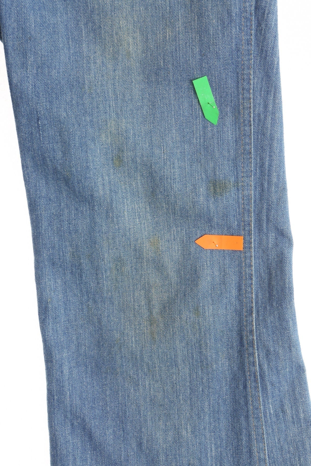 Vintage Bell Bottom Pants / Light Wash / Denim / Levi's