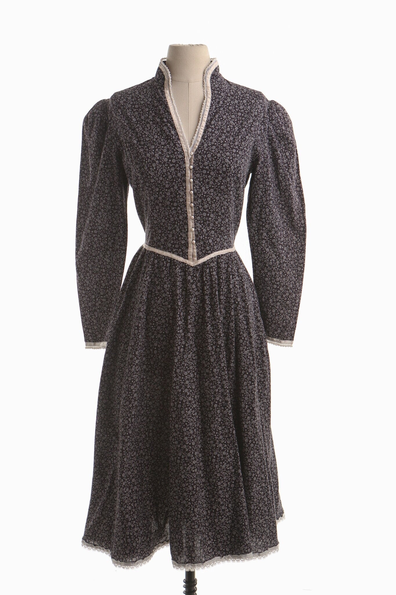 Vintage Gunne Sax Dress / Black / Floral Print / Deep V Neck / Long Sleeve