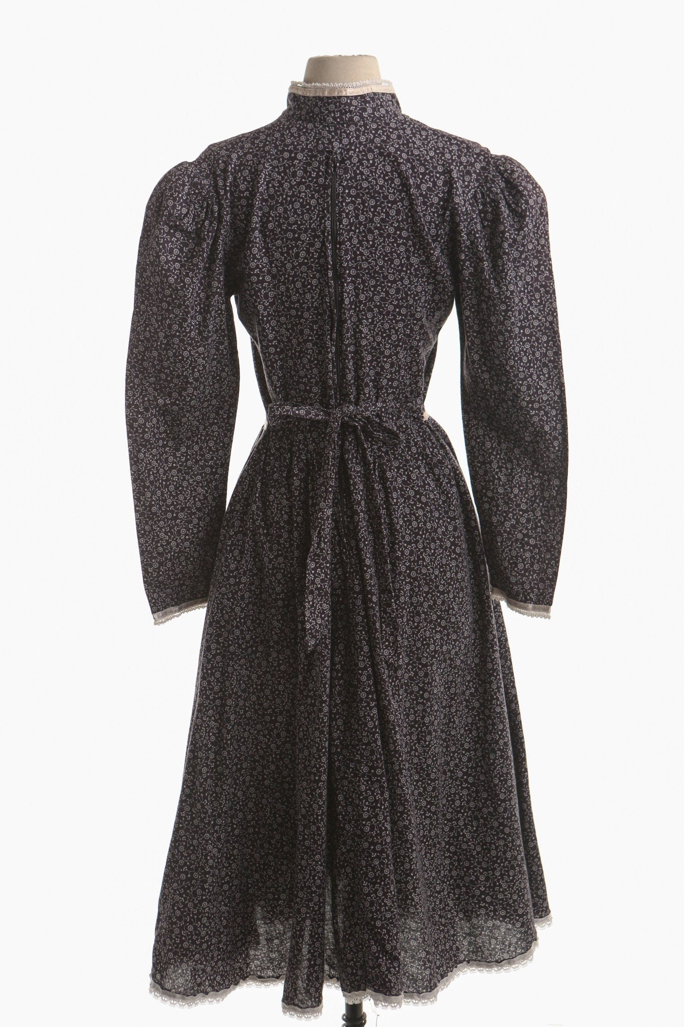 Vintage Gunne Sax Dress / Black / Floral Print / Deep V Neck / Long Sleeve