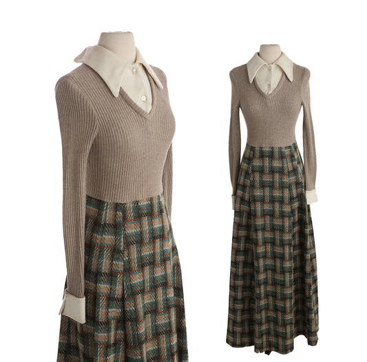 1970s Dress / Long Sleeve / Plaid Skirt / Collared