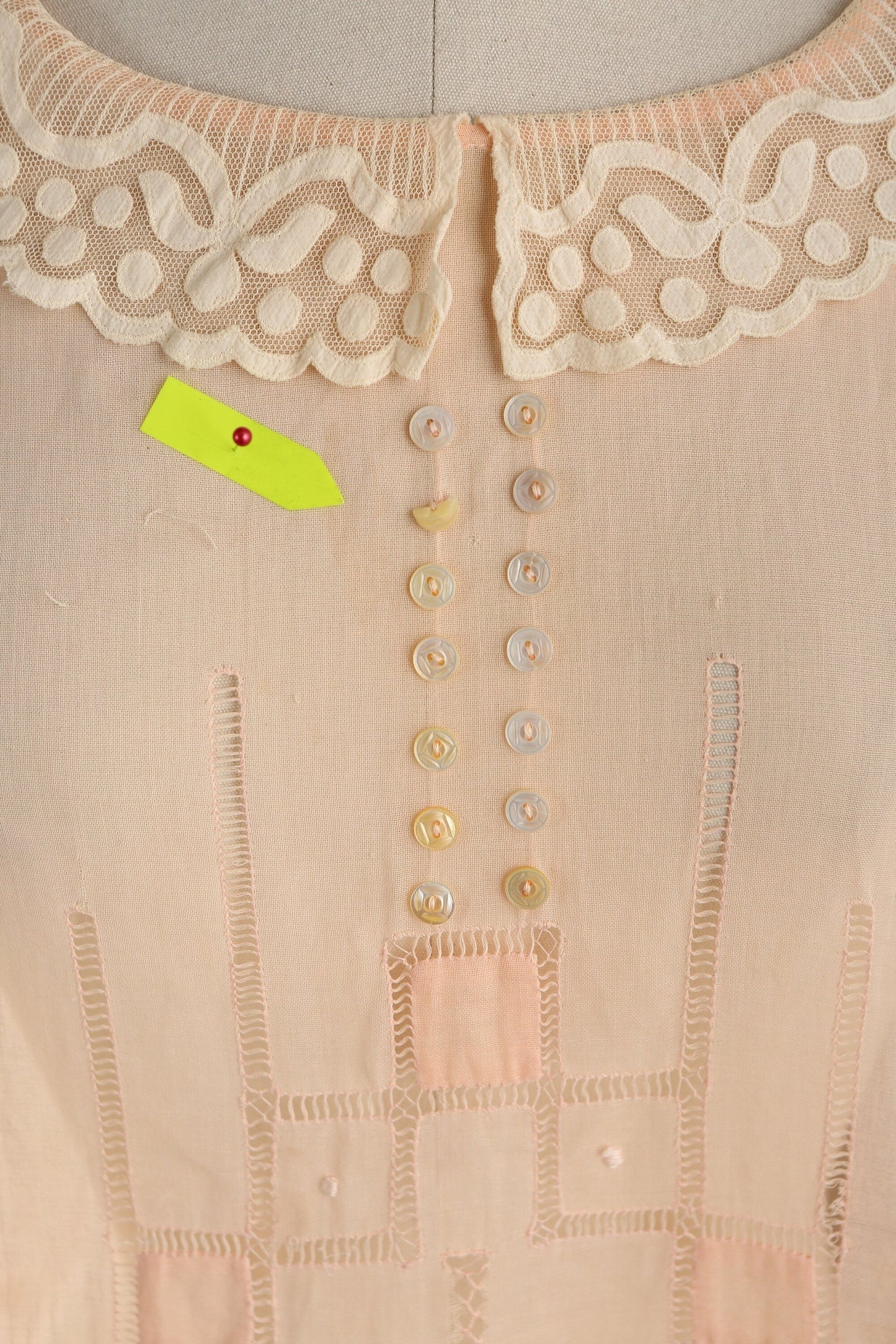 Vintage Women 1930s Peach Summer Dress