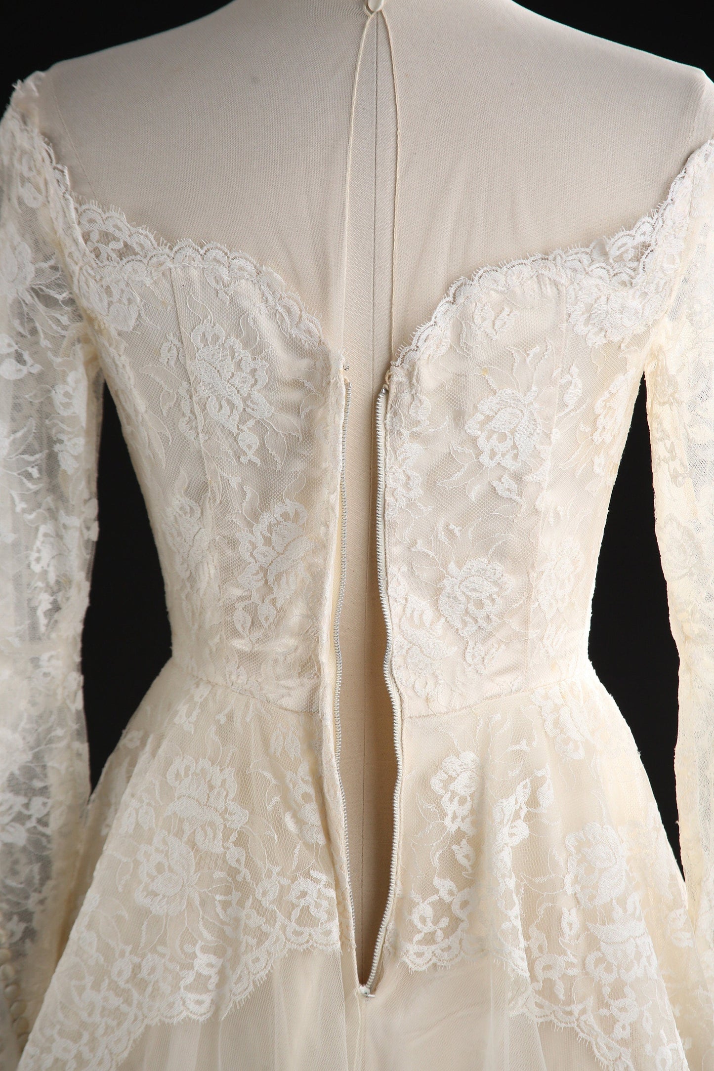 Vintage Wedding Dress - Lace Sleeves - Off Shoulder Collar - 1940's - 1960's White Floral Patter Fabric - BOX A093