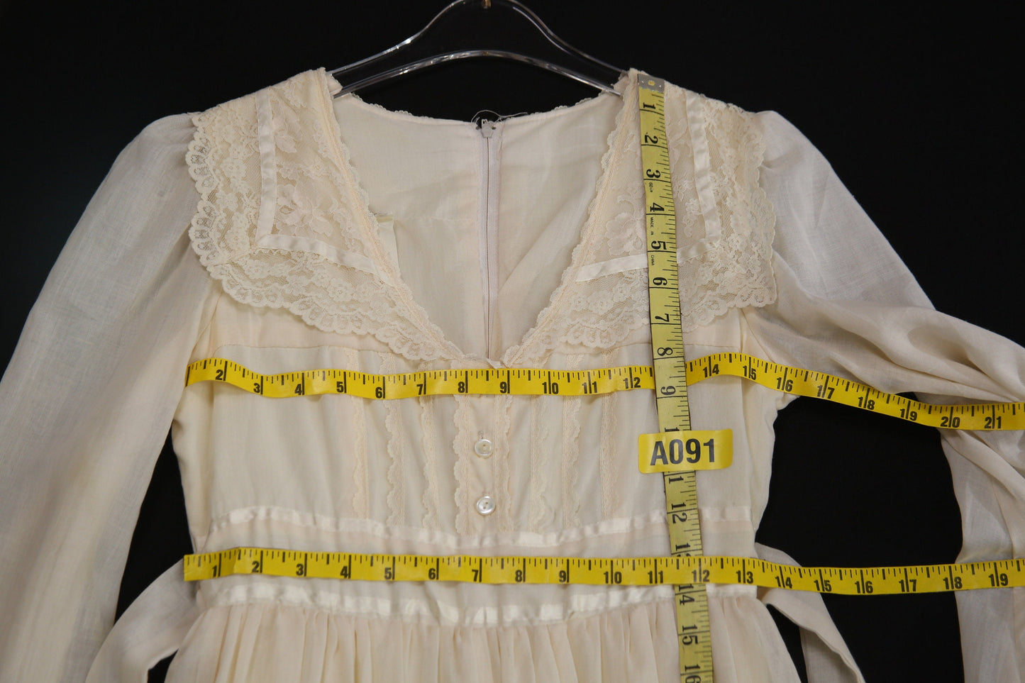 Vintage Prairie Dress with Lace Collar Details Western Boho - Estimated Era 1970's - 1980's