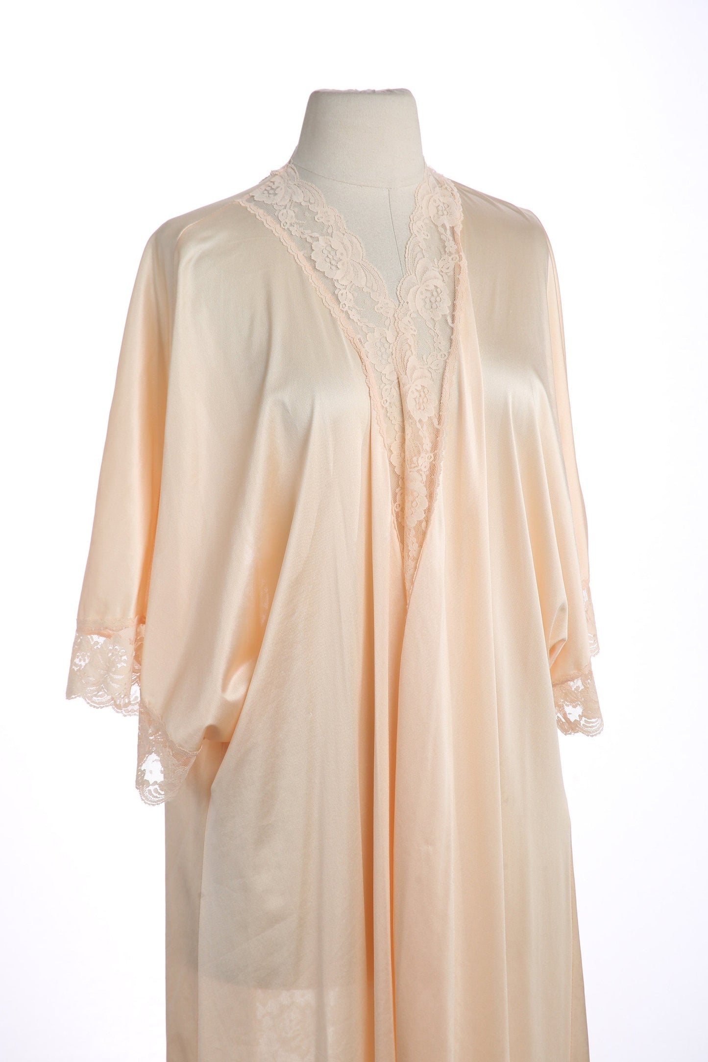 Vintage Women's Nightgown Open Polyester Robe with Lace Seam