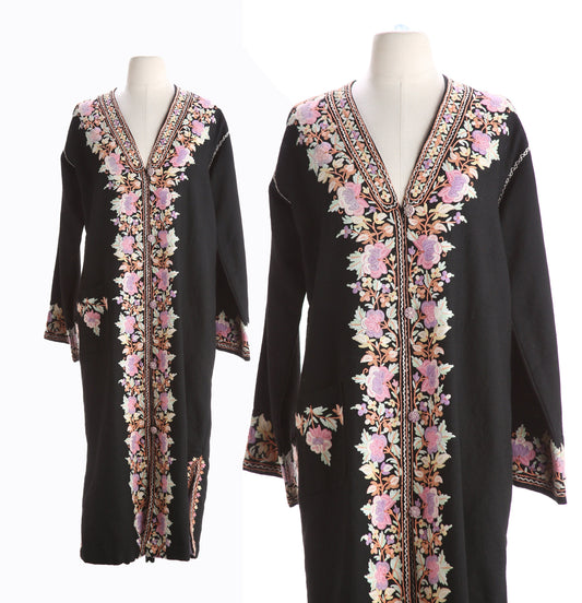 Vintage Women's Black Tunic Dress with Floral Embroidery
