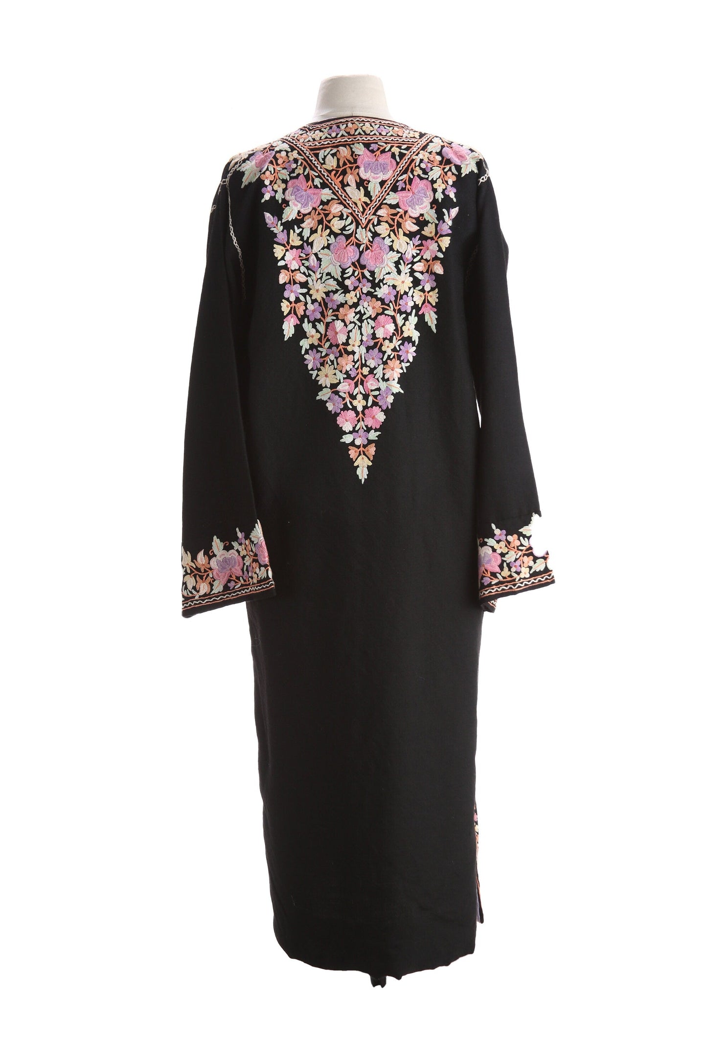 Vintage Women's Black Tunic Dress with Floral Embroidery