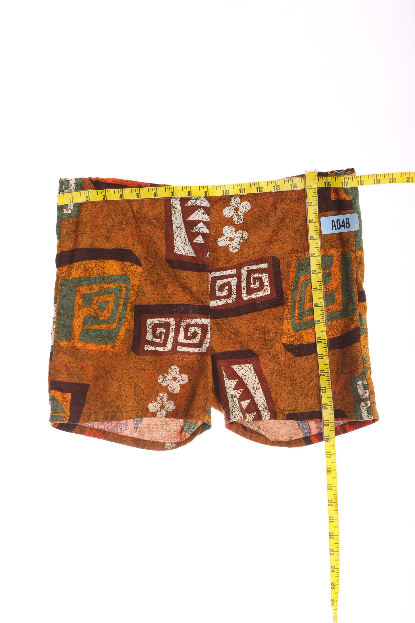 Vintage Men Brown Hawaiian Shorts / Era 1960's - 1970's