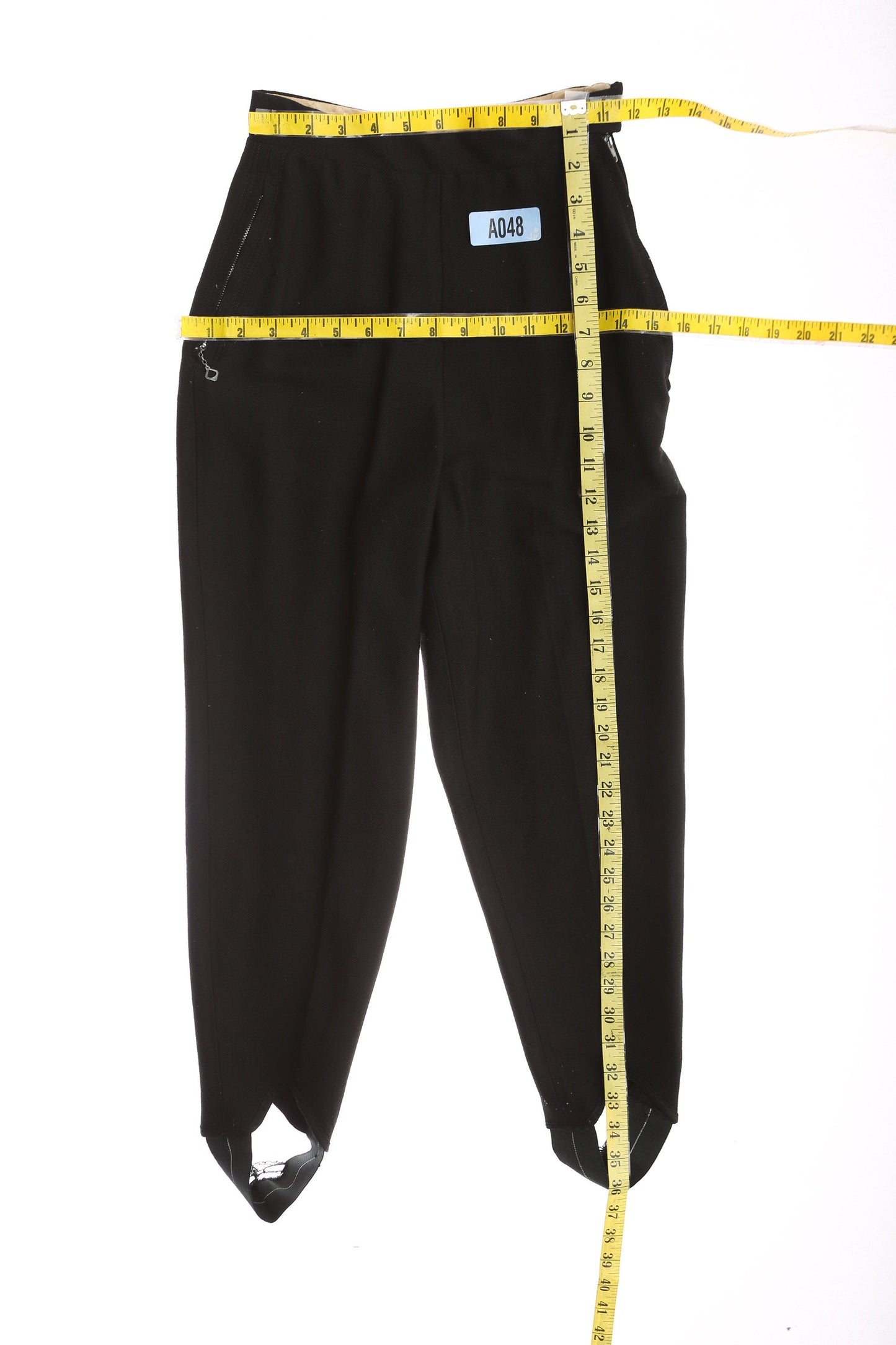 Vintage Women's Black Casual Pants / High Waist / Side Zipper Closure / Era 1940's - 1950's