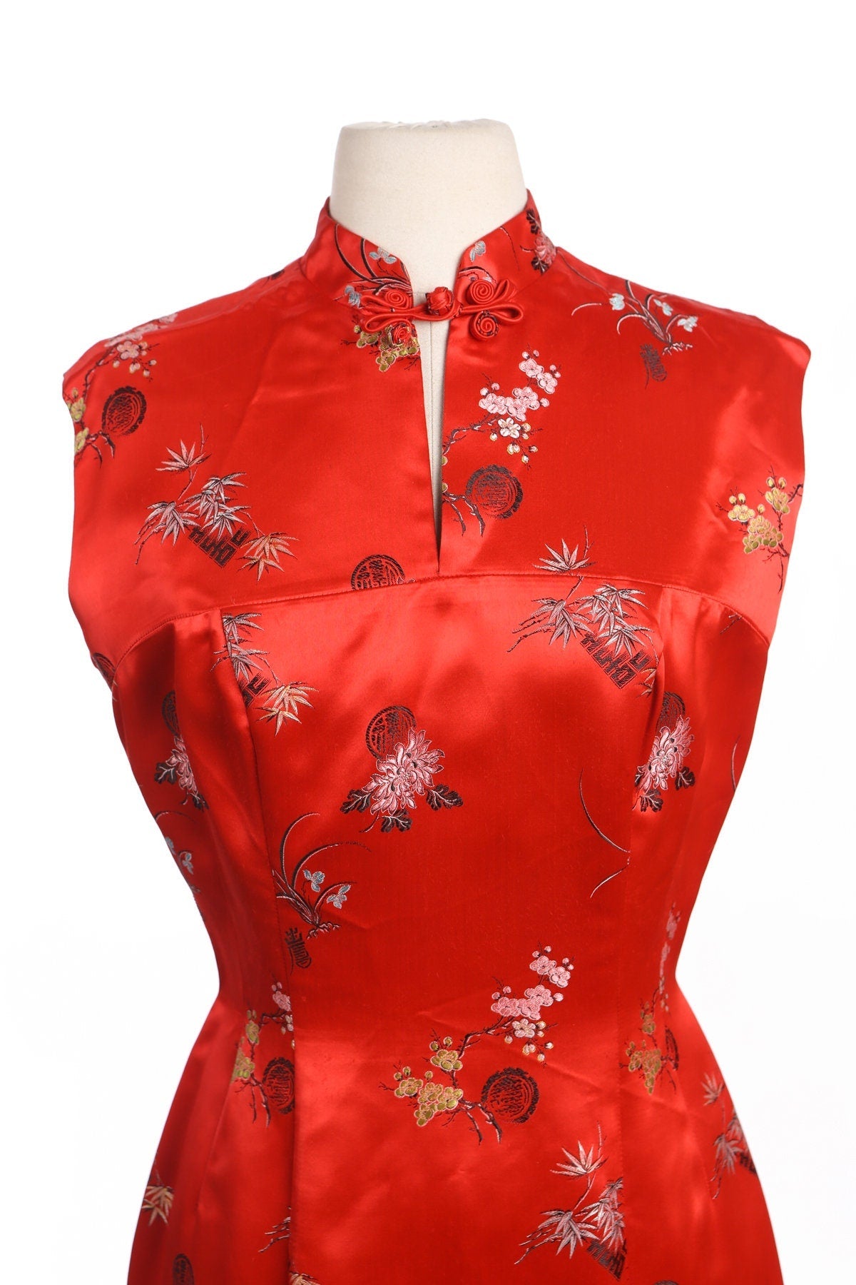 Vintage Hawaiian Dress - Made and Styled in Hawaii by Royal Hawaiian - Era 40s - 50s