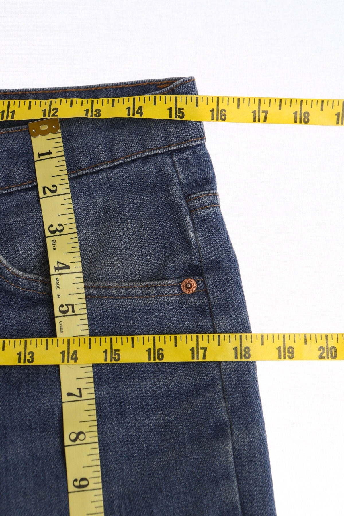 517 Levi's Jeans / Bell Bottom / Made in USA / Medium Wash