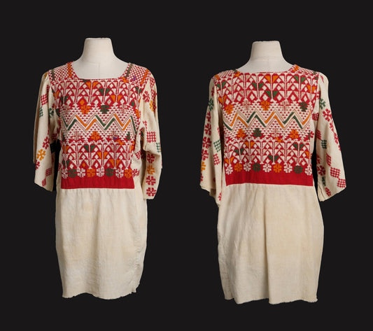 Vintage Embroidered Dress / 3/4 Sleeve / 1970s - 1980s