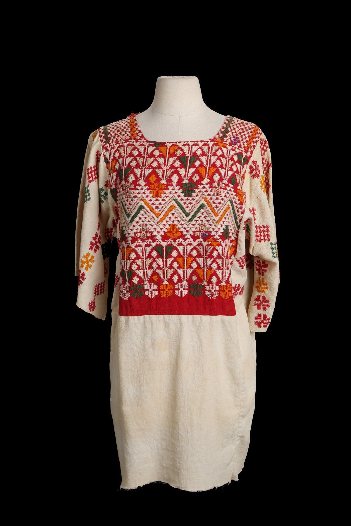 Vintage Embroidered Dress / 3/4 Sleeve / 1970s - 1980s