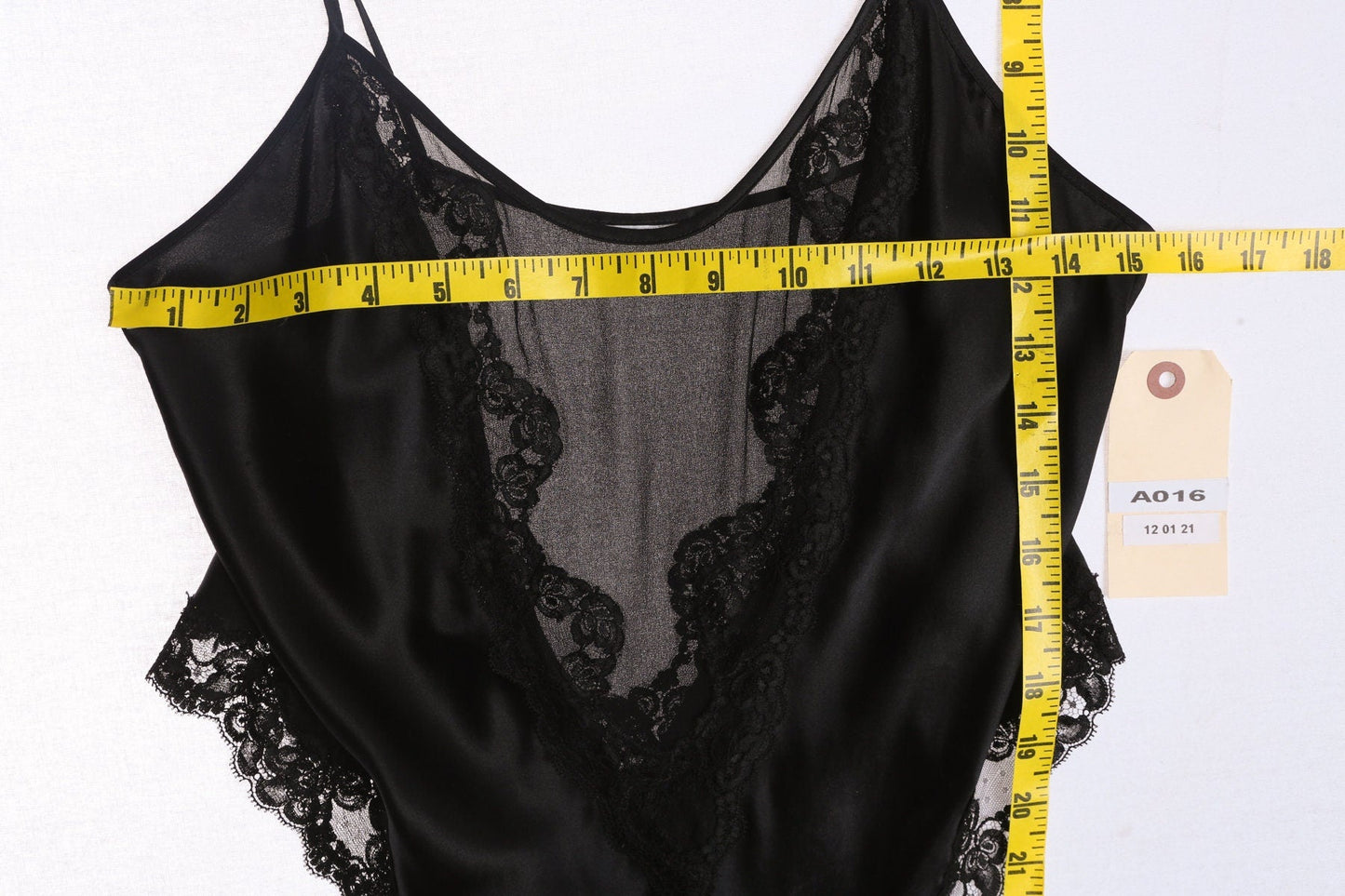 Black Babydoll / Vintage Lingerie / Polyester