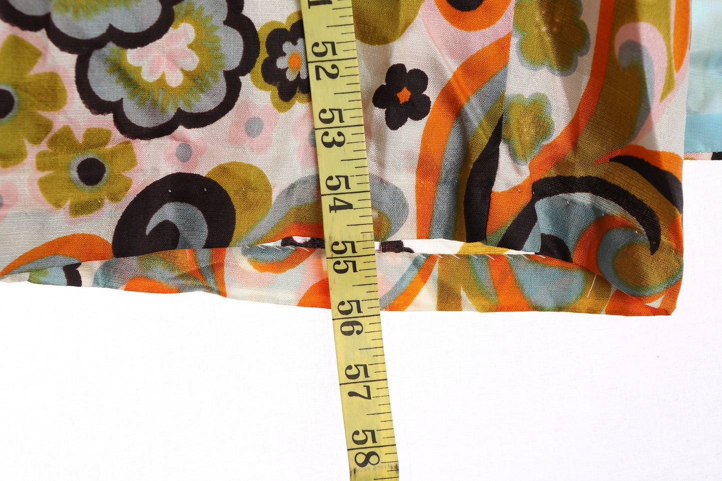 1970s Jumpsuit / Floral Pattern