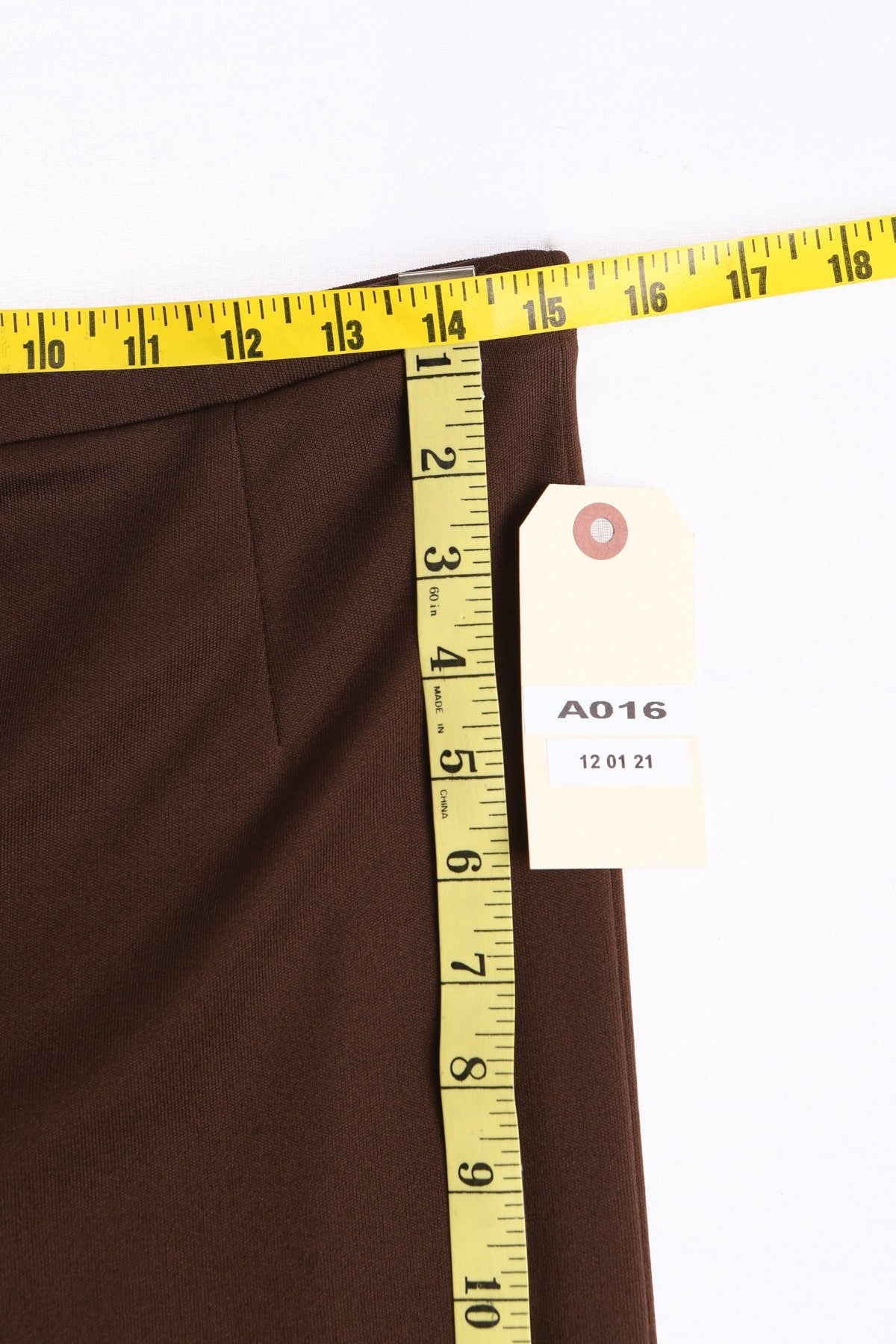 70s Bell Bottom Pants / Polyester / Spring Waist