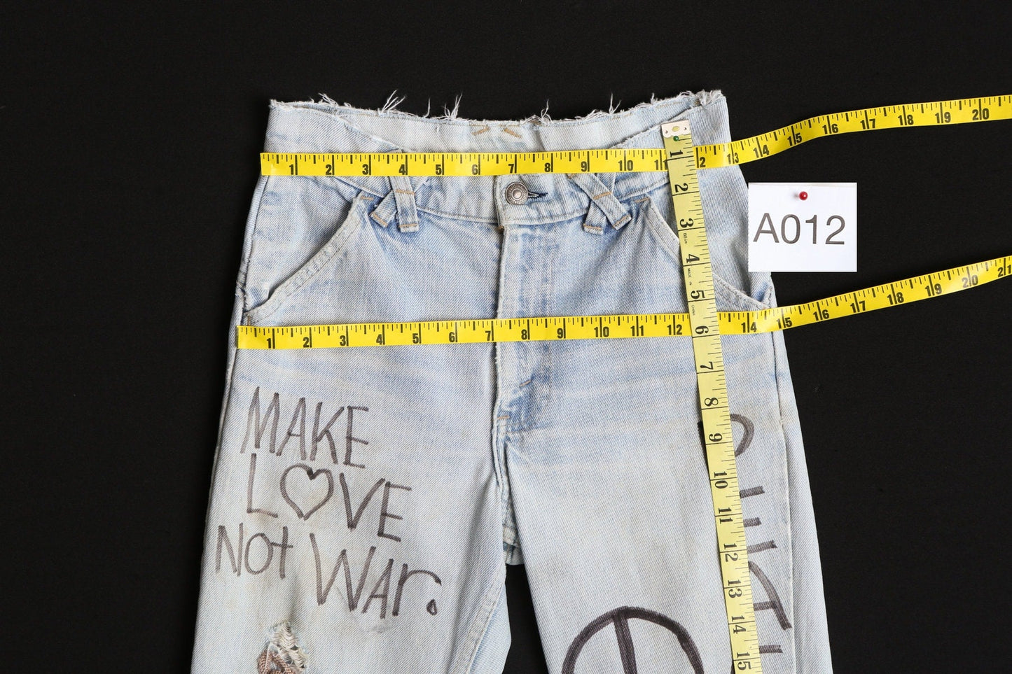 Vintage Levi's Bell Bottom Pants / Jeans / Handwritten / 1970s / 517