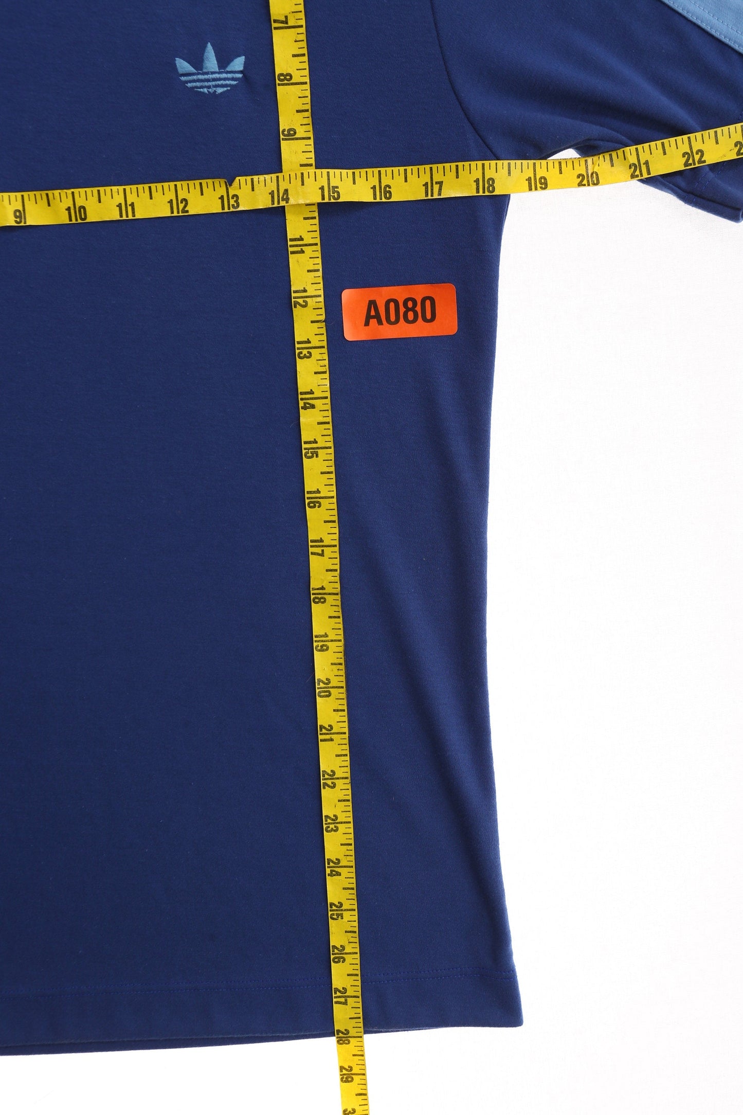 Vintage Women's Blue Adidas Top - Estimated Era 1970's - 1980's