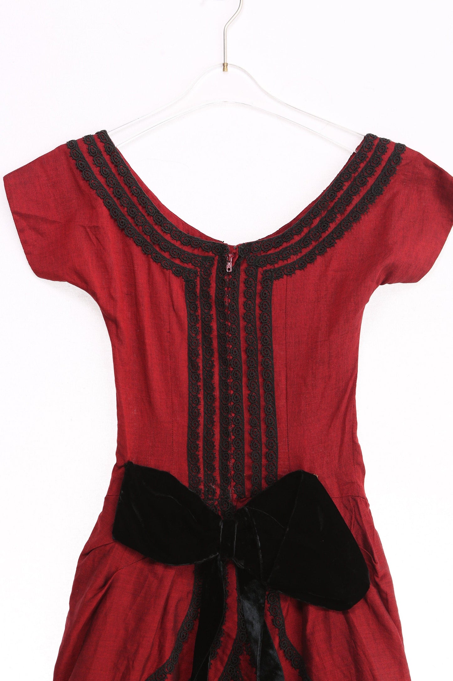 Vintage Evening Dress / 1940s - 1950s / Red / Short Sleeve