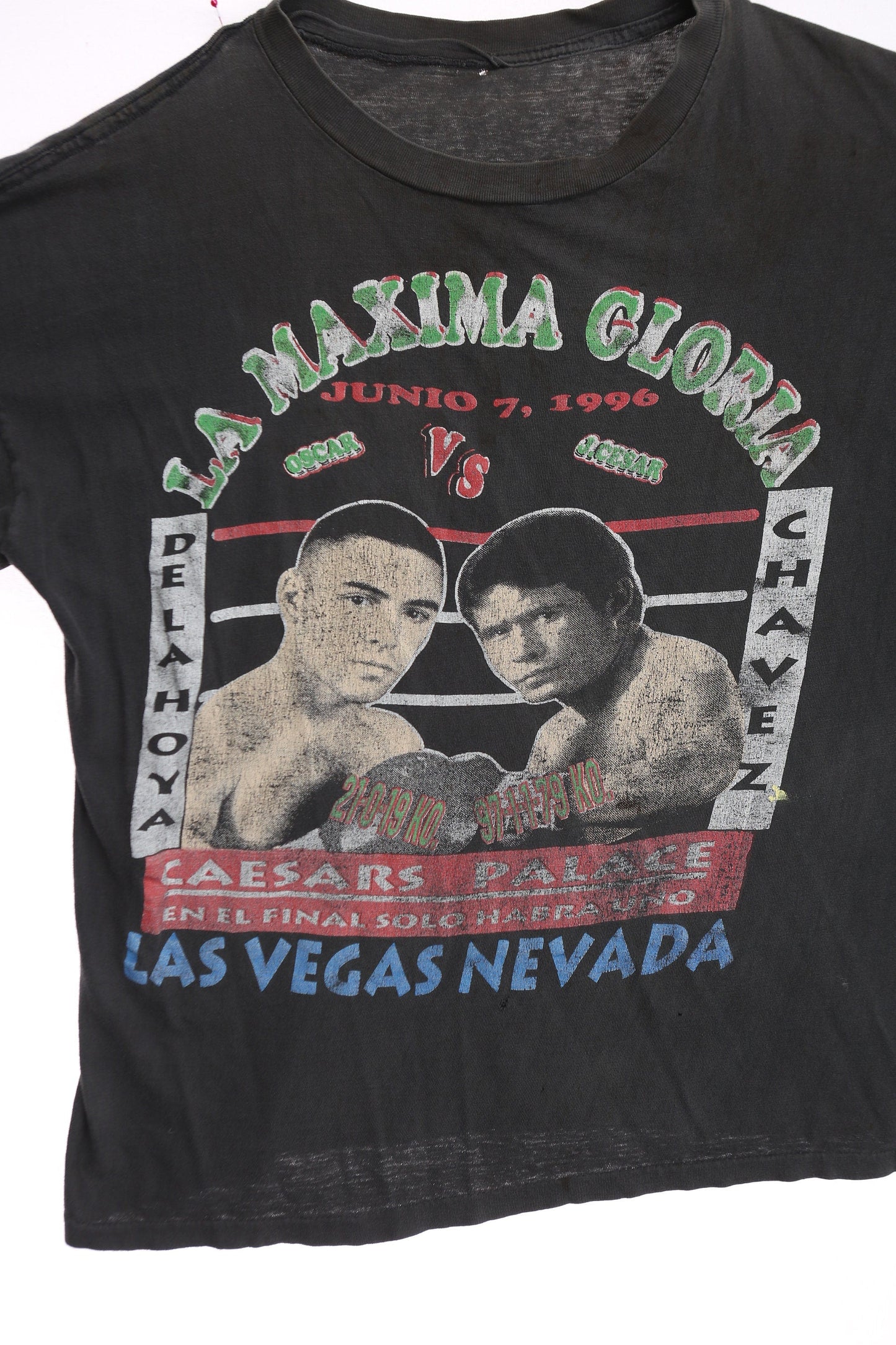 Vintage Boxing T-shirt - 1996 Oscar de Hoya VS Julio Cesar Chavez - Las Vegas Nevada