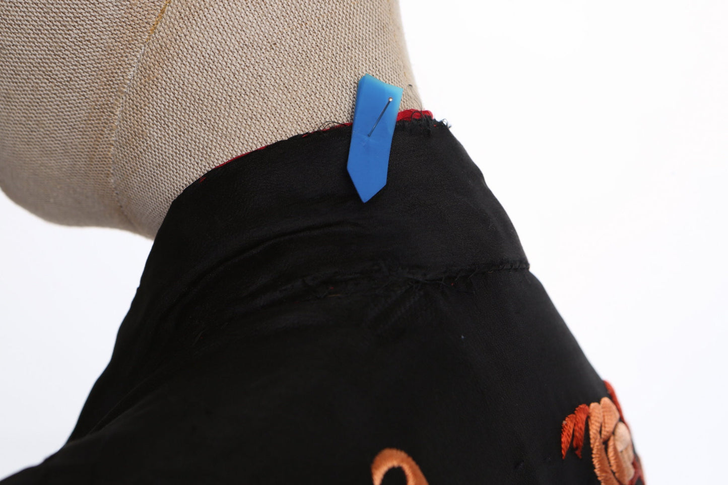 Vintage Black Kimono Robe - Red White Floral Embroidery