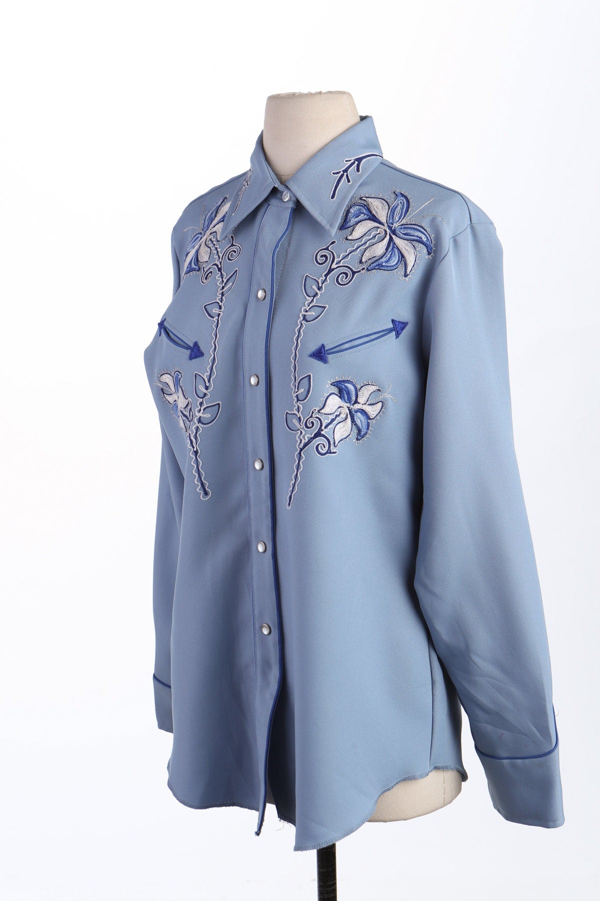 Vintage Men’s Blue Embroidered Western Top