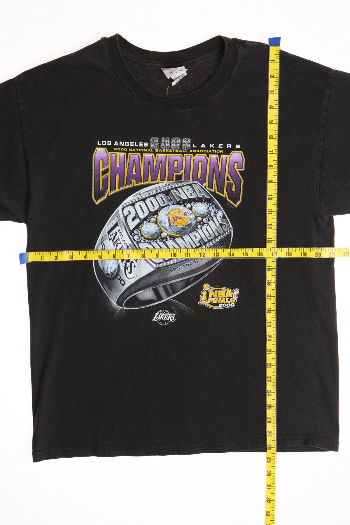 Los Angeles Lakers 2000 NBA Champions Black Graphic Shirt