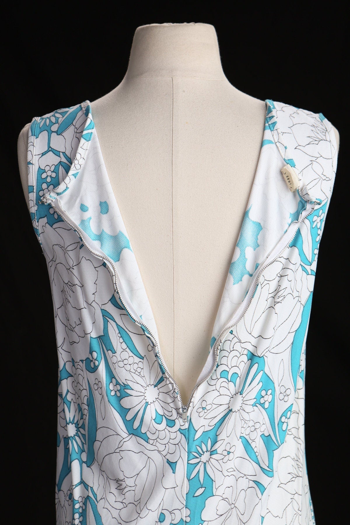 70's White Floral Print Blue Hawaiian Style Dress