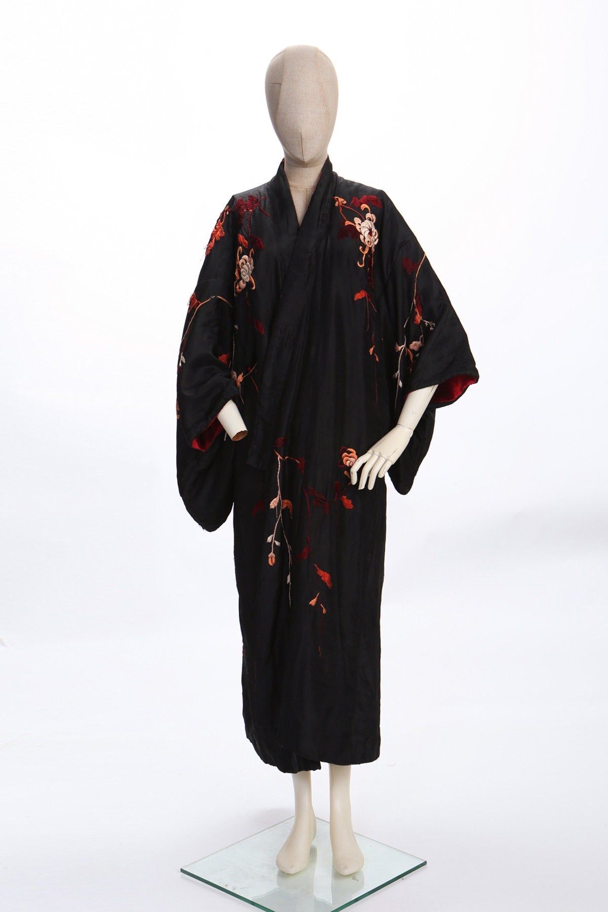 Vintage Black Kimono Robe - Red White Floral Embroidery