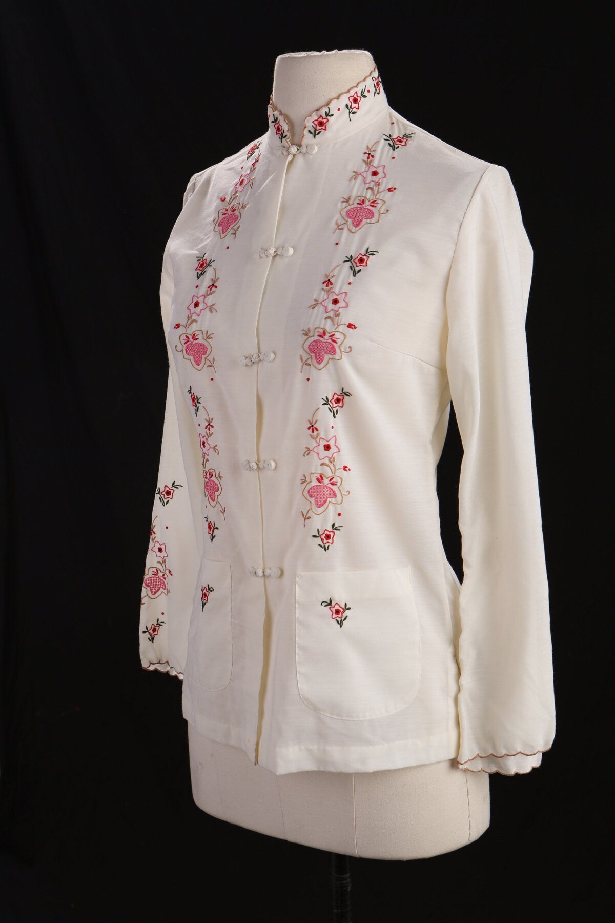 Vintage Women Chinese Cheongsam Floral Embroidered White Blouse