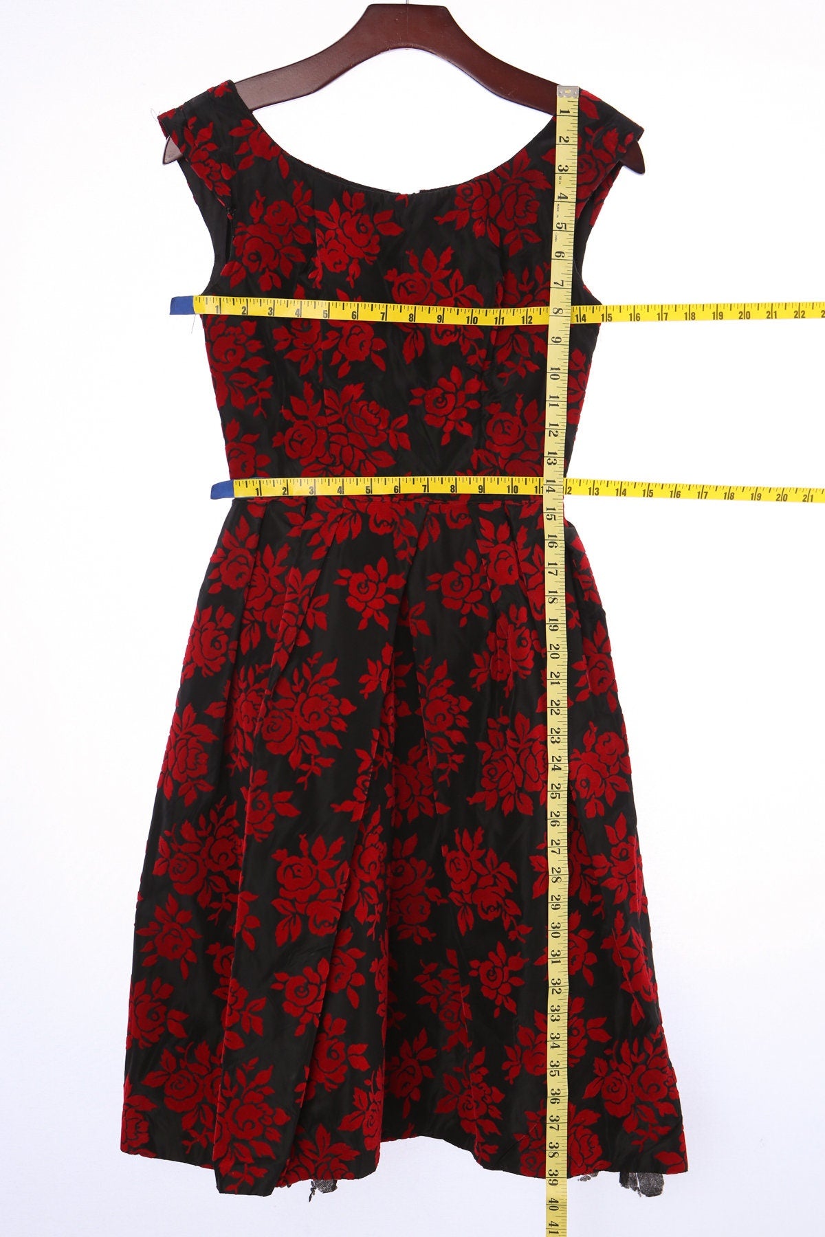 50's Women Black And Red Roses Print Short Sleeveless Evening Dress
