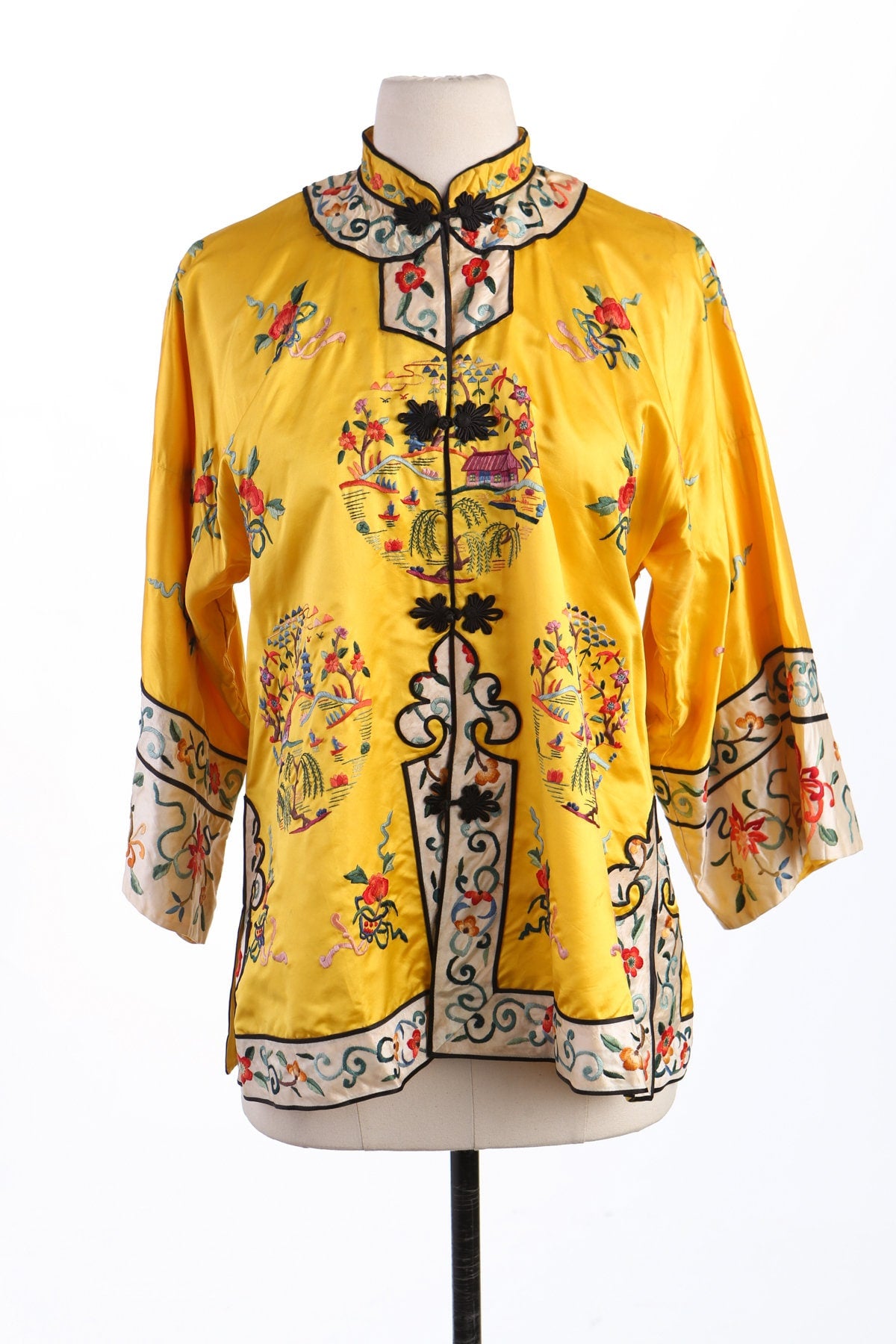 Vintage Women Cheongsam Yellow Embroidered Blouse