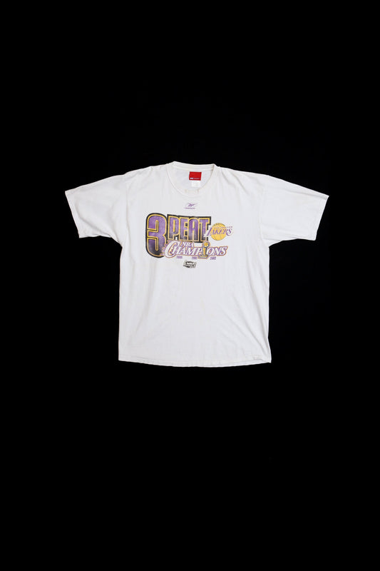 3 Peat Los Angeles Lakers Graphic T-shirt