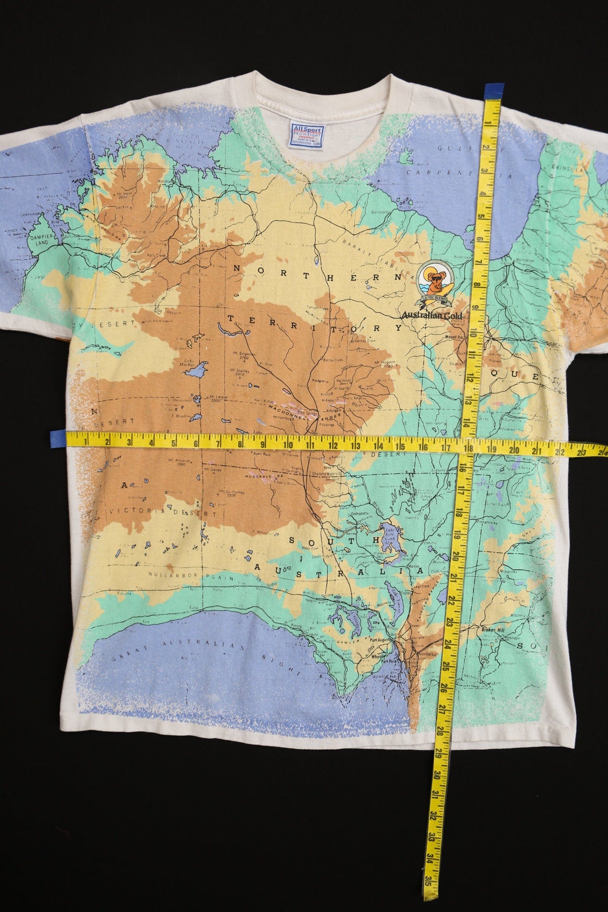 Australia Map Vintage Graphic T-shirt